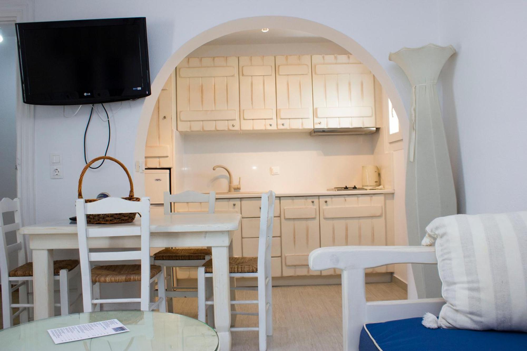 Gelos House Апарт-отель Орнос