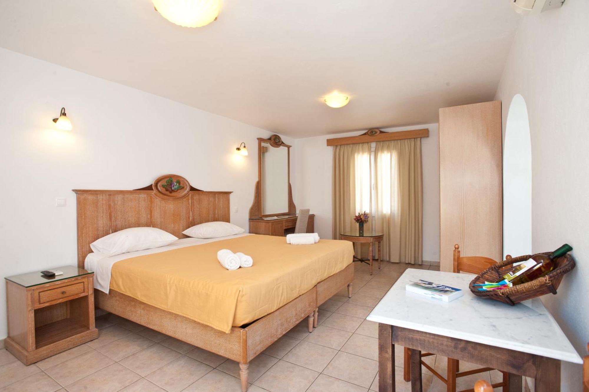 Апарт-отель Gelos House 2*