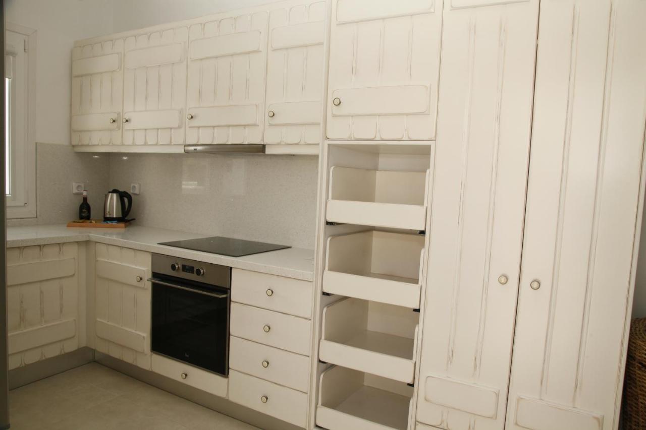 Gelos House 2* Орнос