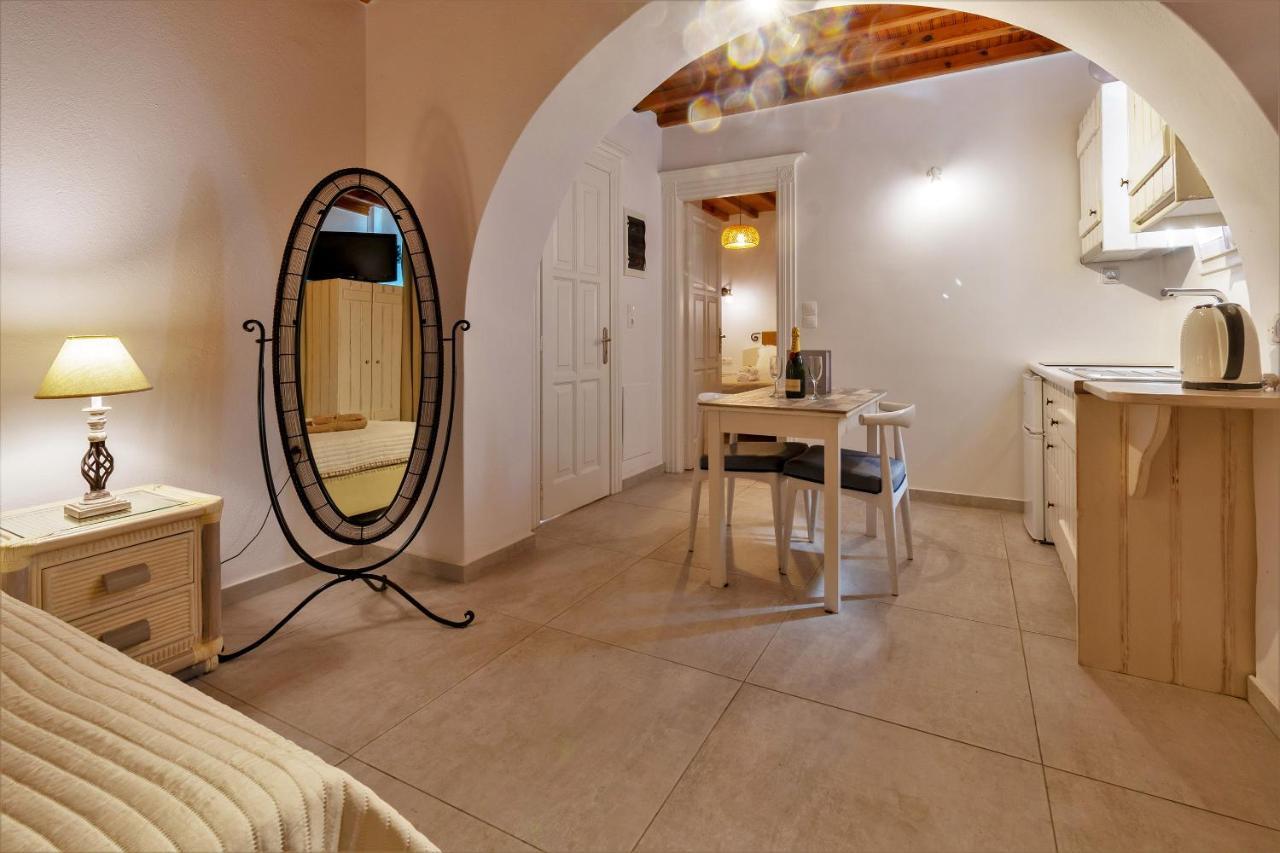 Апарт-отель Gelos House 2*