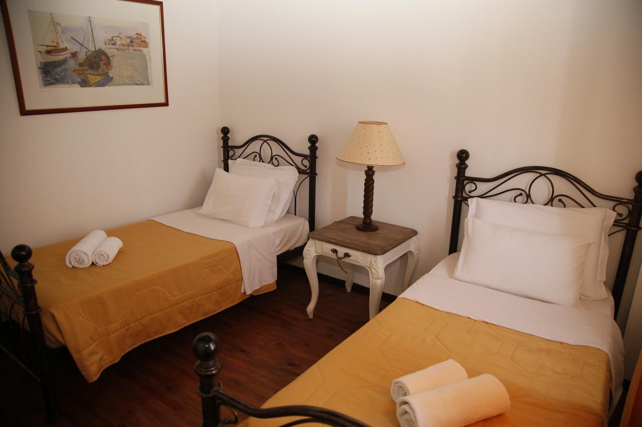 Gelos House Орнос